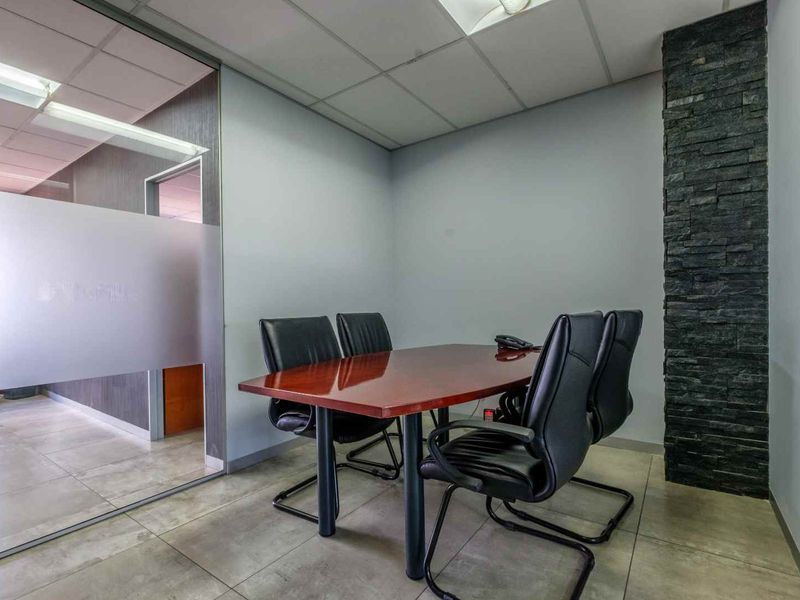 SECTIONAL TITLE! Commercial office space in the heart of Bruma - Photo 4