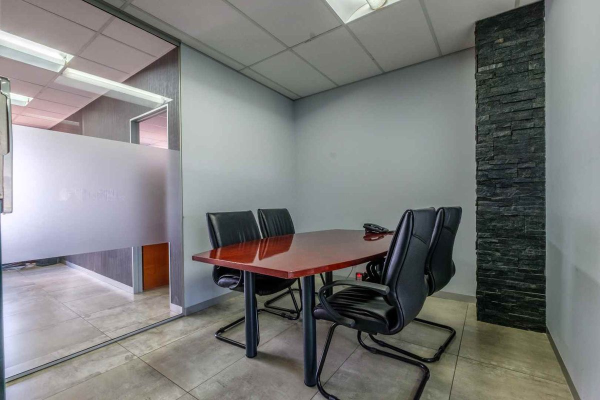 SECTIONAL TITLE! Commercial office space in the heart of Bruma - Photo 4