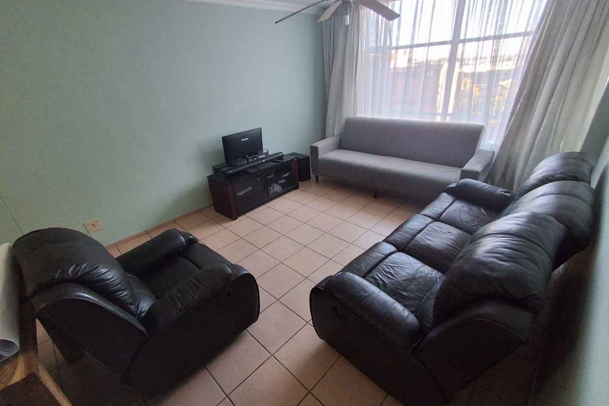 2 bedroom flatlet to rent - Photo 5