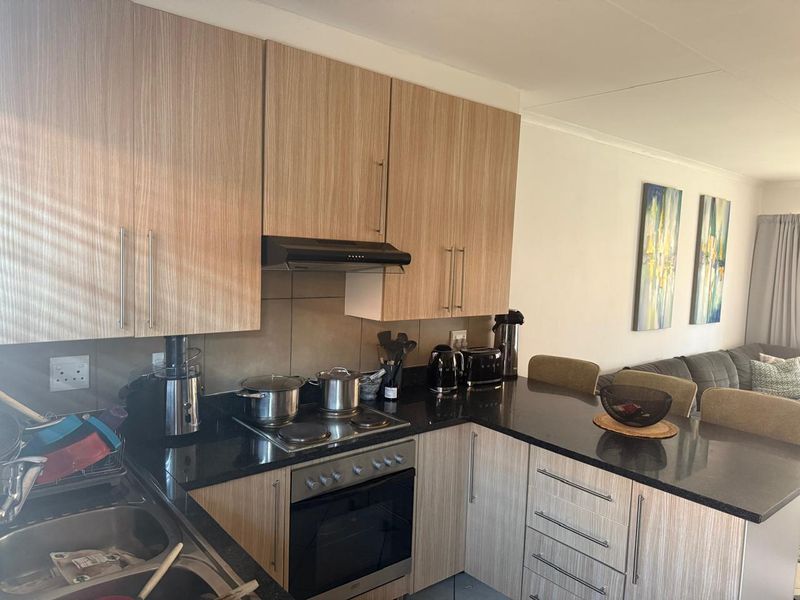 Modern 3-Bedroom Apartment with Garden in Monavoni, Centurion - Photo 10