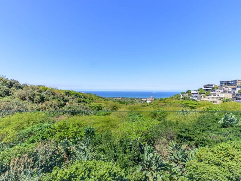 Exceptional Triplex in the Executive Estate - Photo 5