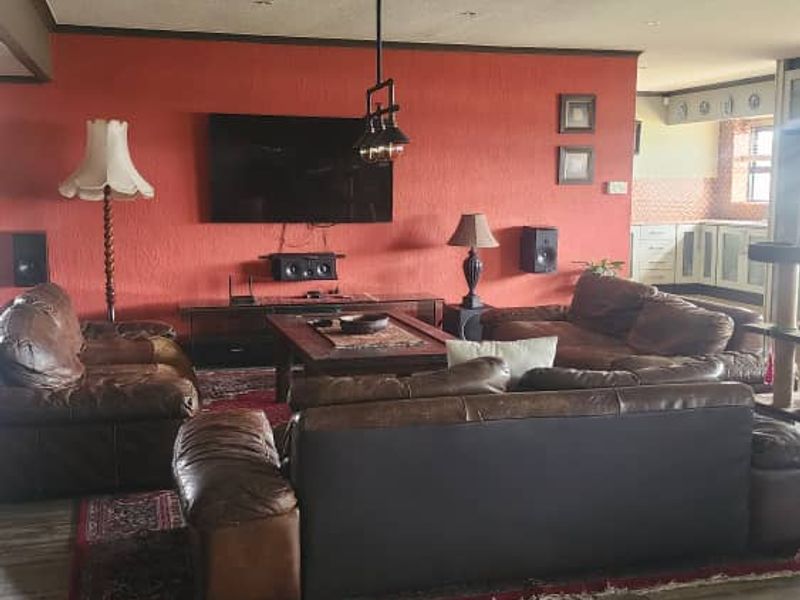 Elegant Home For Sale - Walvis Bay - Photo 8