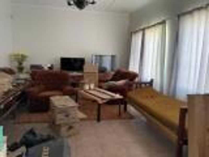 Discover Endless Potential: Home Plus Huge Workshops - Photo 4
