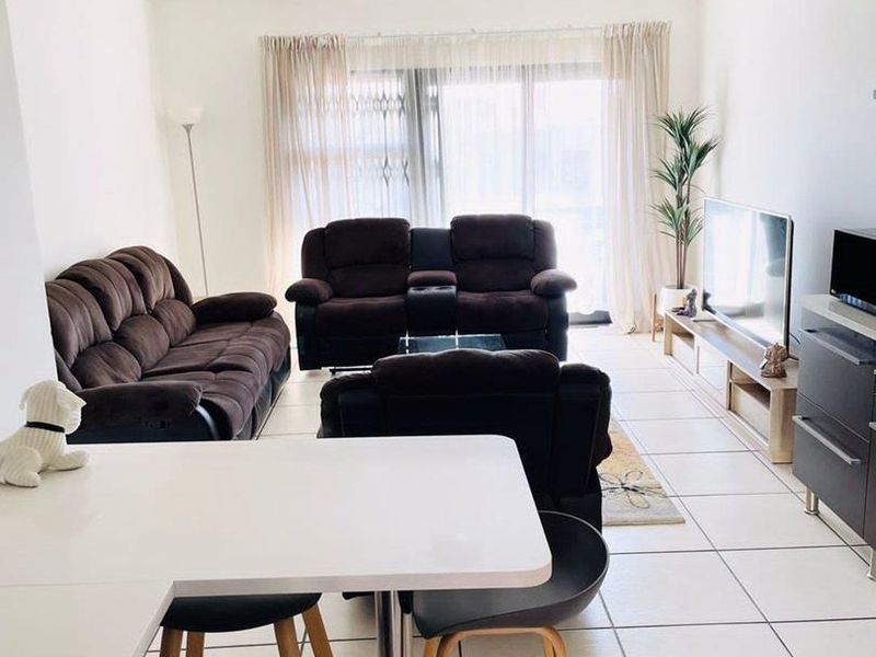 Modern Living in the Heart of Douglasdale Perfect for Young Professionals! - Photo 8