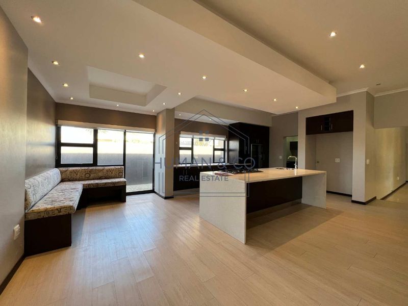 MAGNIFICENT AND BUILT TO PERFECTION 6 BEDROOM HOUSE FOR SALE Ultra modern 6 Bedroom House in Meersig - Photo 6
