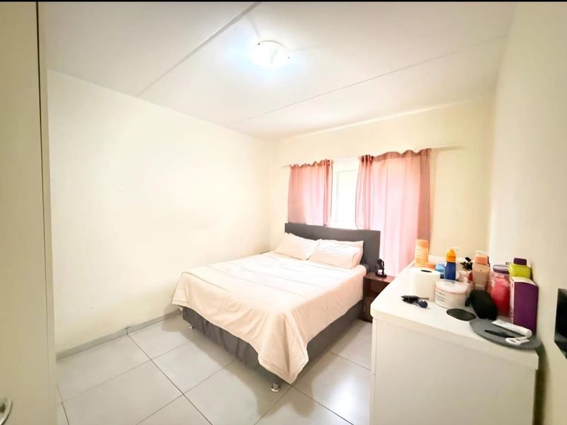 Well maintained ground floor Unit for first time home buyers - Photo 6