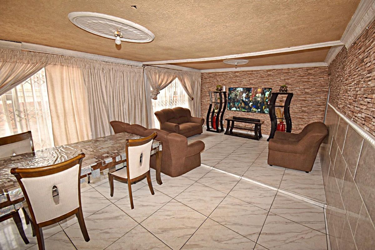 Welcome to your new home! - Photo 4