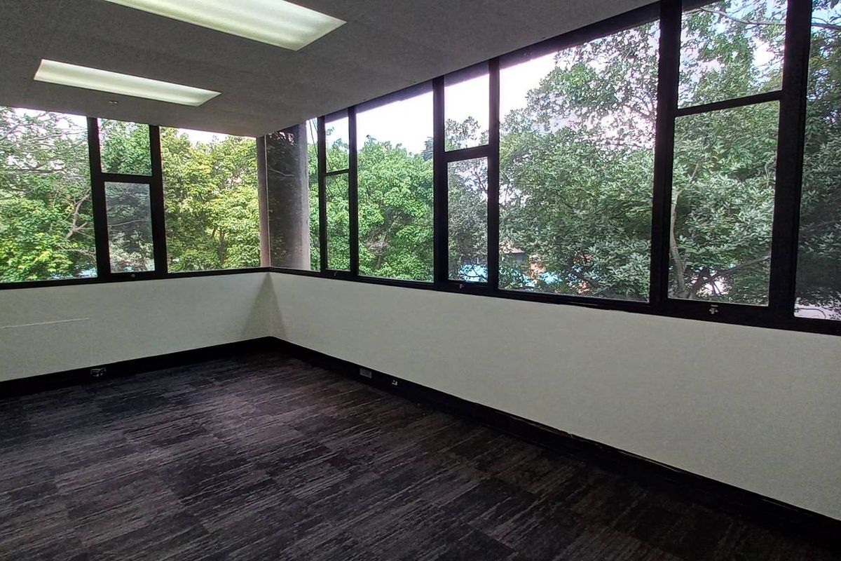 2,633m2 Office Block To Let in Isando Business Park - Photo 4
