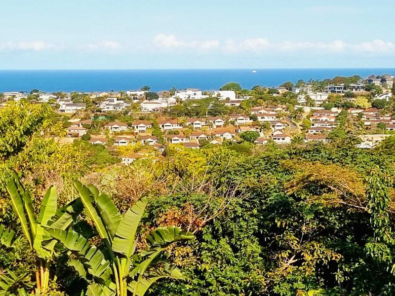 Substantial Three-Bedroom Townhouse with Sea Views in Ilala Ridge - Photo 2