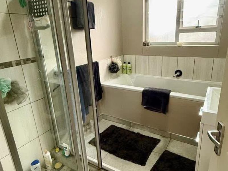 Unfurnished apartment to rent - Photo 10