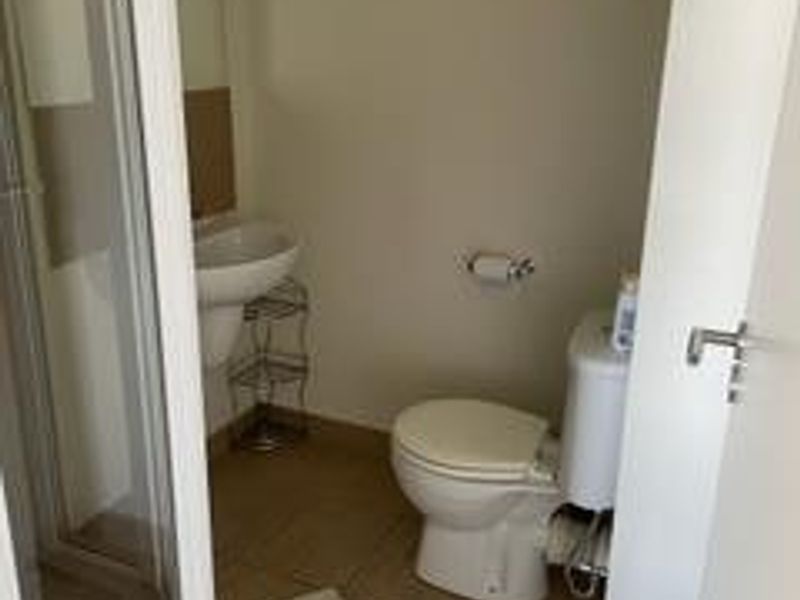 2 Beds Duplex furnished apartment with 1 basement park, 2 balconies with views - Photo 6
