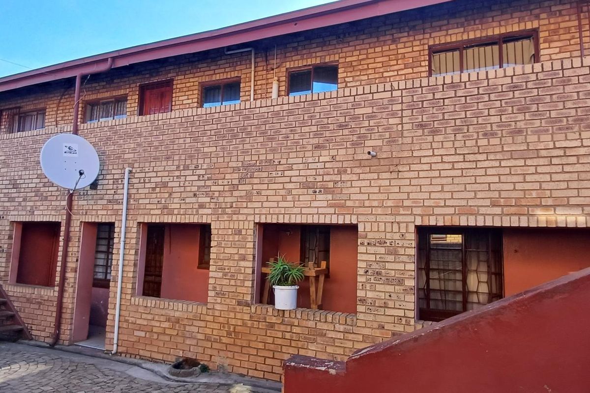 Dream investment! 10 rented units - Photo 2