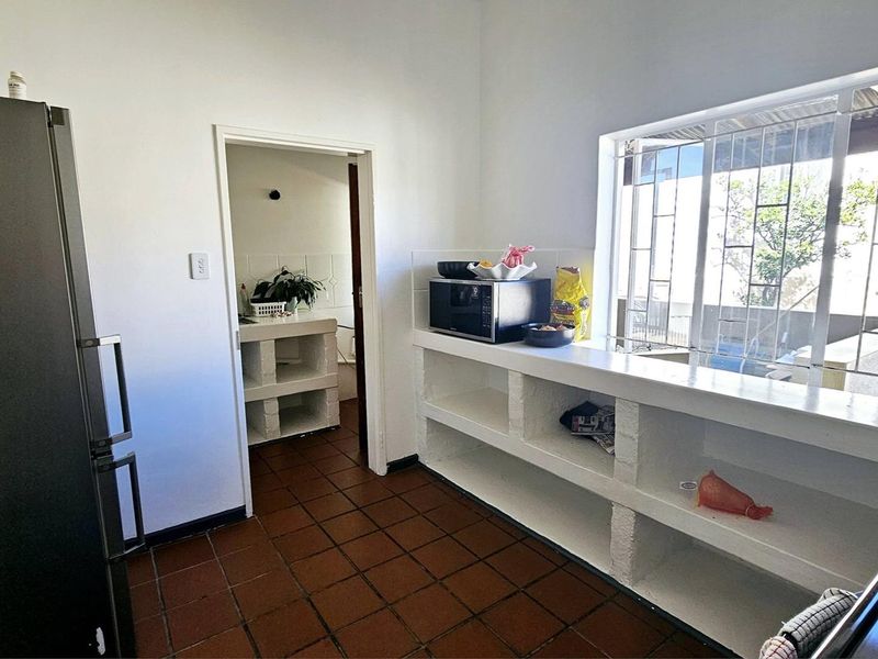 2 Bedroom House FOR SALE in Kleine Windhoek - Photo 5