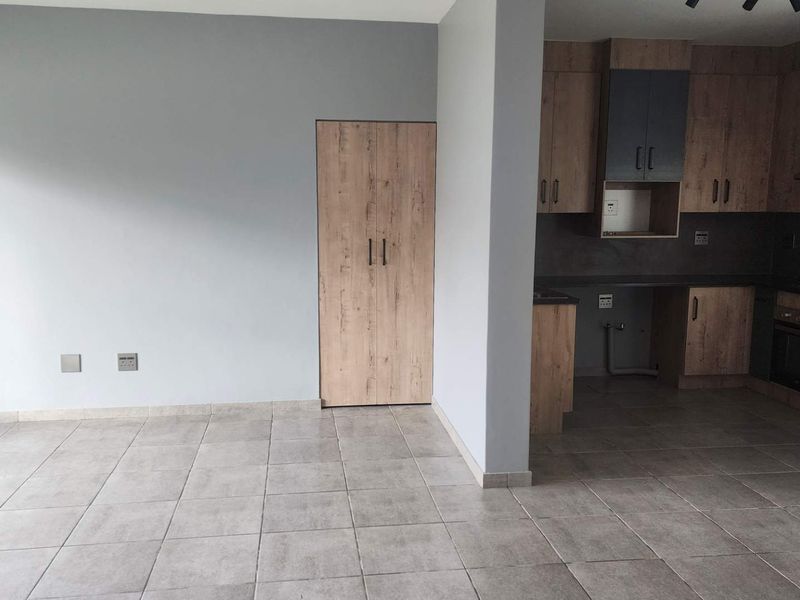 Great Investment opportunity, Straight from the Developer no additional Costs, No transfer Costs - Photo 5