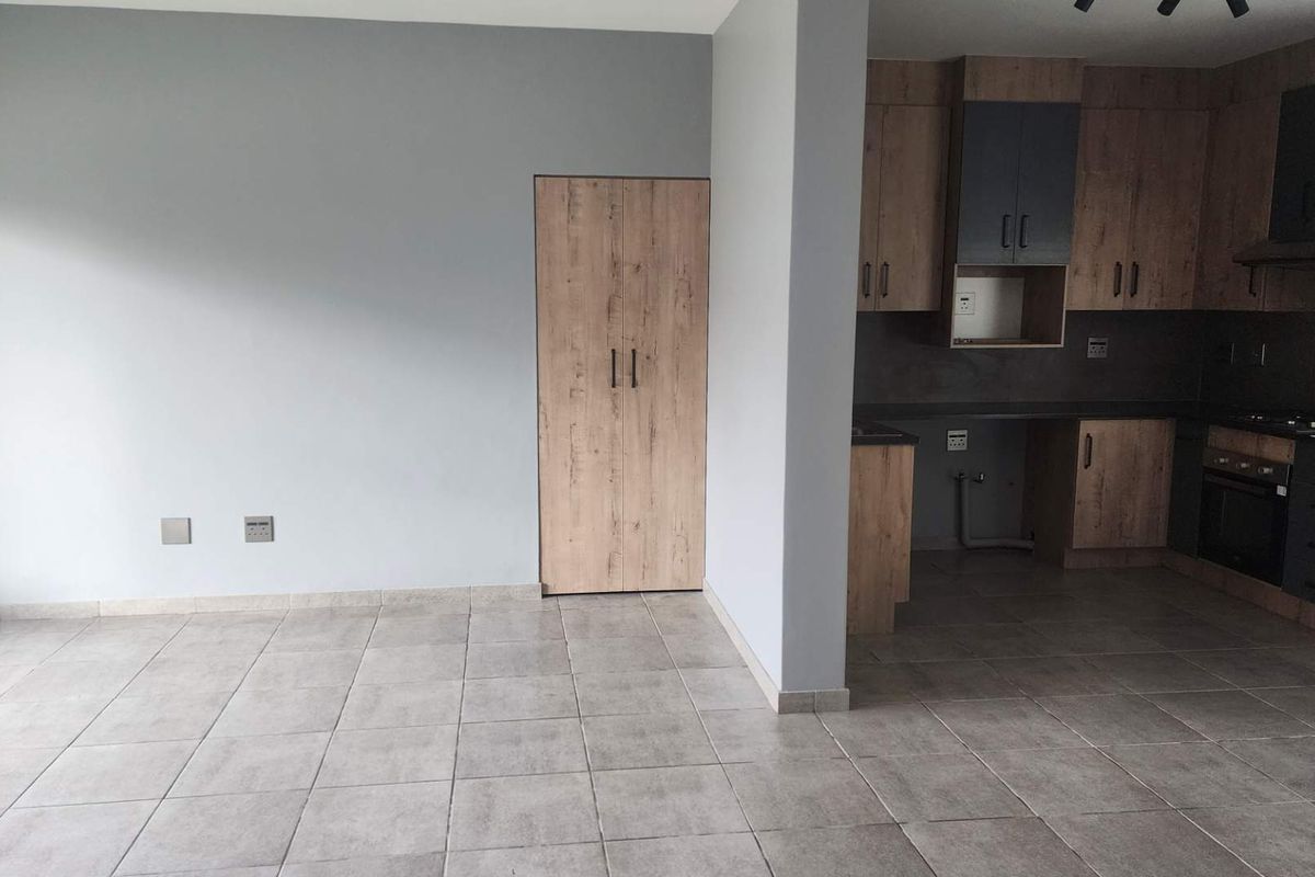 Great Investment opportunity, Straight from the Developer no additional Costs, No transfer Costs - Photo 5