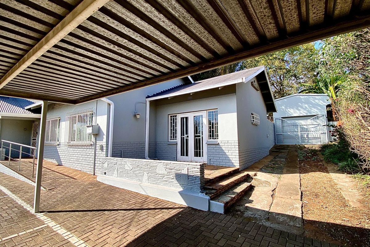 Family Home with a Spacious Yard - Photo 5