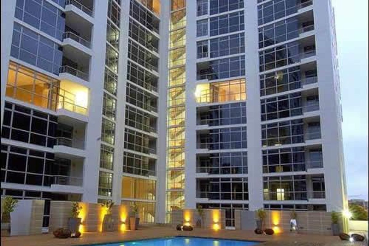 SOPHISTICATED 3 BED PENTHOUSE IN THE HYDRO IN MORNINGSIDE - Photo 2