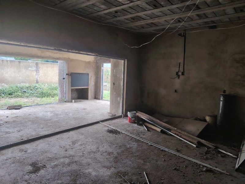 Unpolished Diamond in Lakefield Benoni -6 Bedroom Mansion -Investors and Renovators Dream - Photo 8