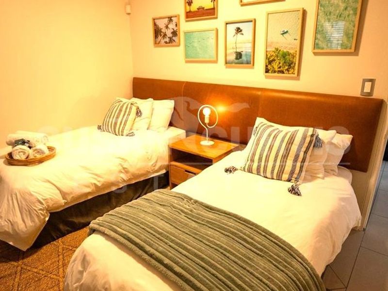 Fully Furnished Seafront townhouse - Photo 2