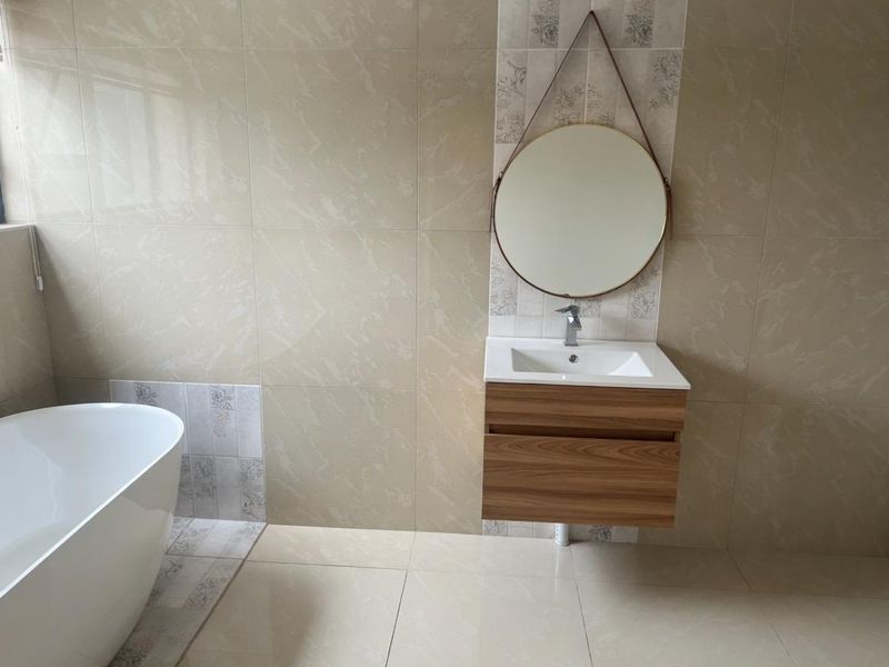 BIG BEAUTIFUL HOUSE IN ZAMBEZI MANOR LIFESTYLE ESTATE - Photo 9