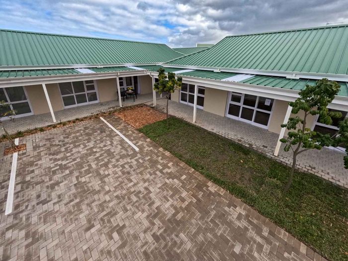 Property #2368141, Retirement Village For Sale in Still Bay West