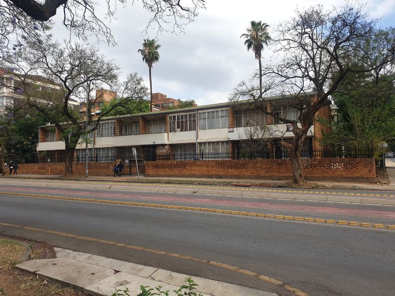 BARGAIN INVESTMENT !! - Photo 5