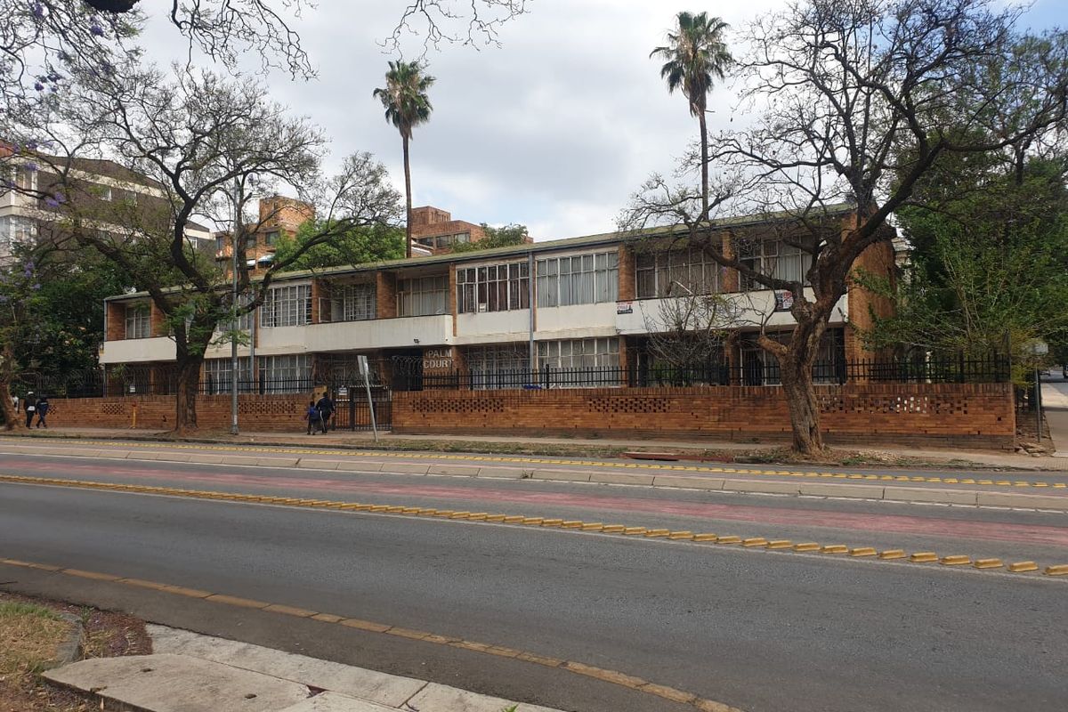 BARGAIN INVESTMENT !! - Photo 5