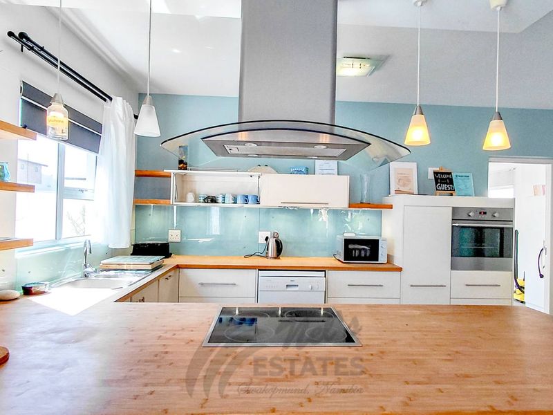 Delightful Townhouse For Sale in Vogelstrand, Swakopmund - Photo 4