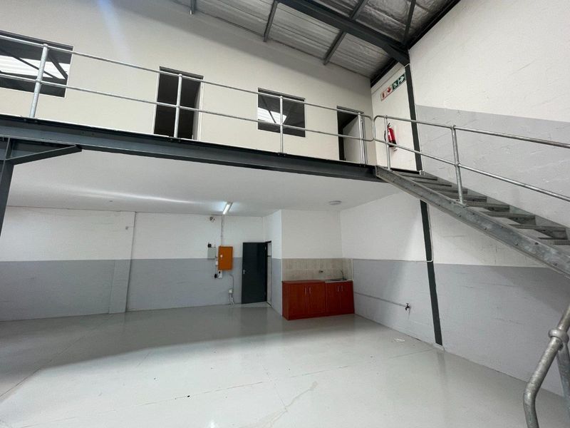 Retail in Cornubia - Photo 1