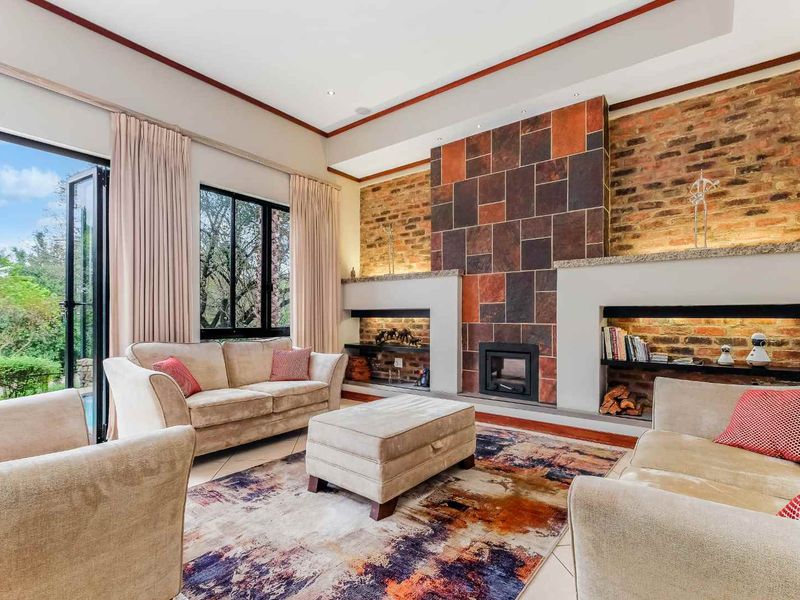 EXECUTIVE FURNISHED HOME - Photo 7