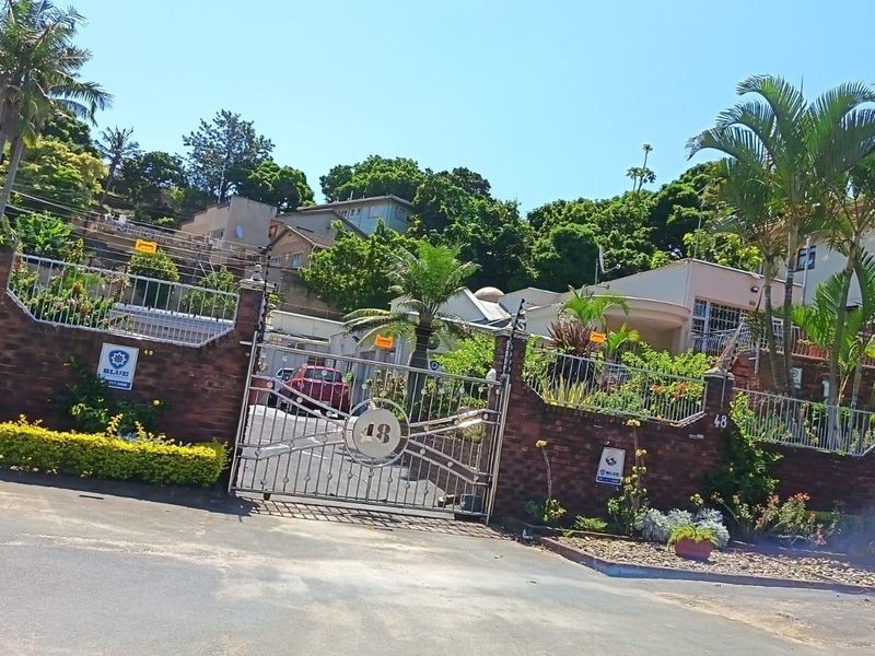 5 Bedroom House for sale in Silverglen - Photo 1