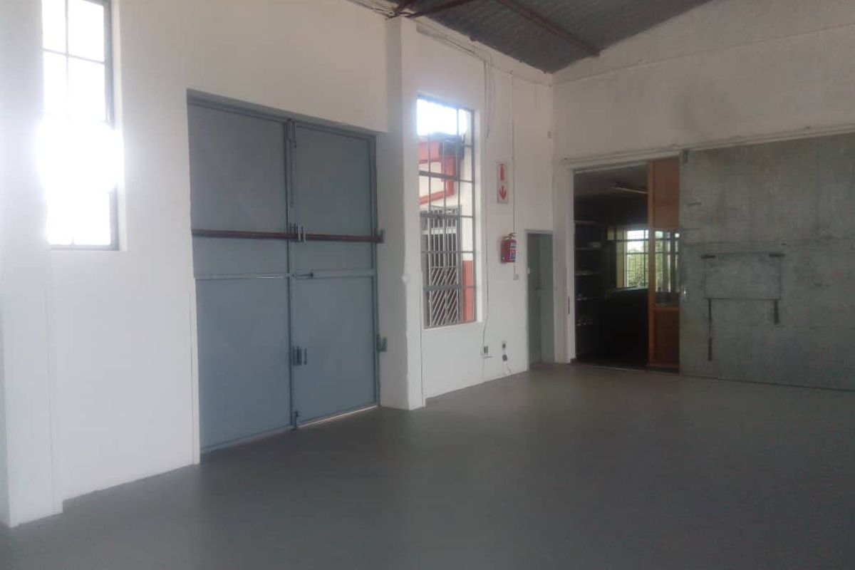 Warehouse For Sale in Southern Industrial - Photo 3