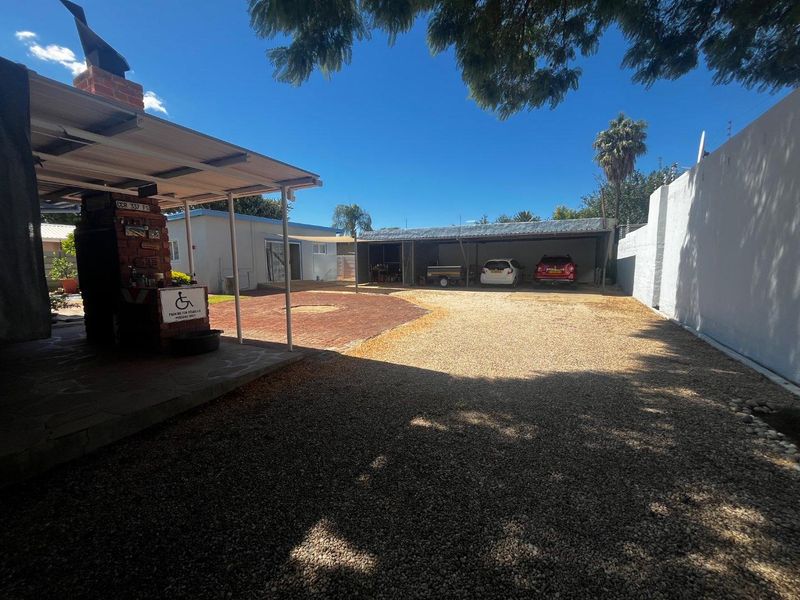 Beautiful older Pioneerspark house for sale - Photo 3