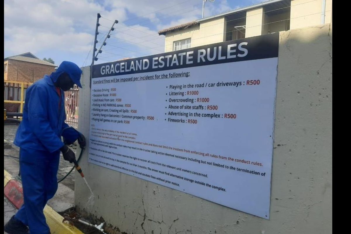 NEW RELEASE -Live in Style: Ground Floor 3-Bedroom at Graceland Estate - Photo 4