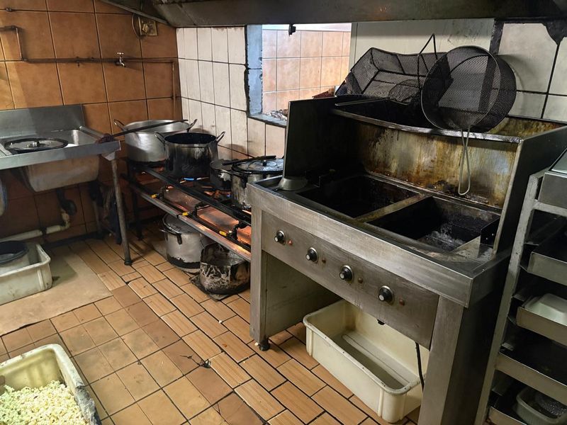 4x Luctrative retail businesses in one - Photo 8