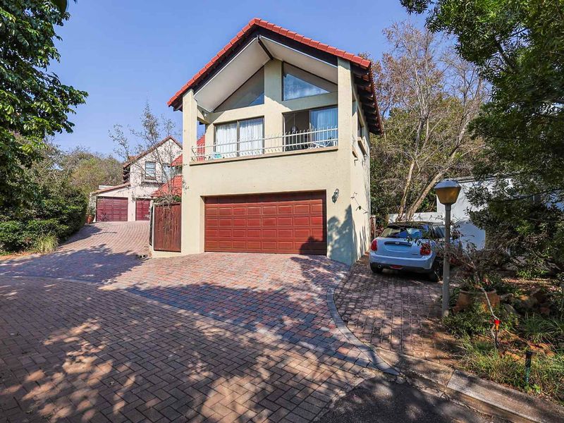 A HOME WITH BUSHVELD VIEWS - THAT FEELS LIKE A HIDDEN RETREAT - Photo 1