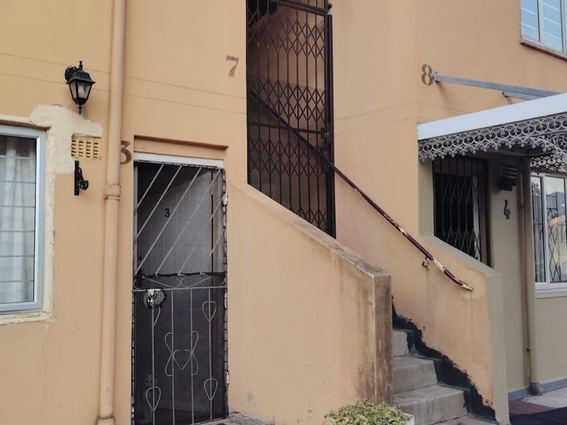 FOR SALE 2 BEDROOM GROUND FLOOR FLAT IN SHALLCROSS - Photo 2