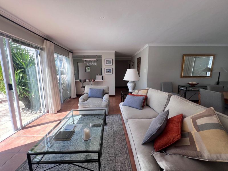 Furnished 2 bedroom apartment with pool and views - Photo 10