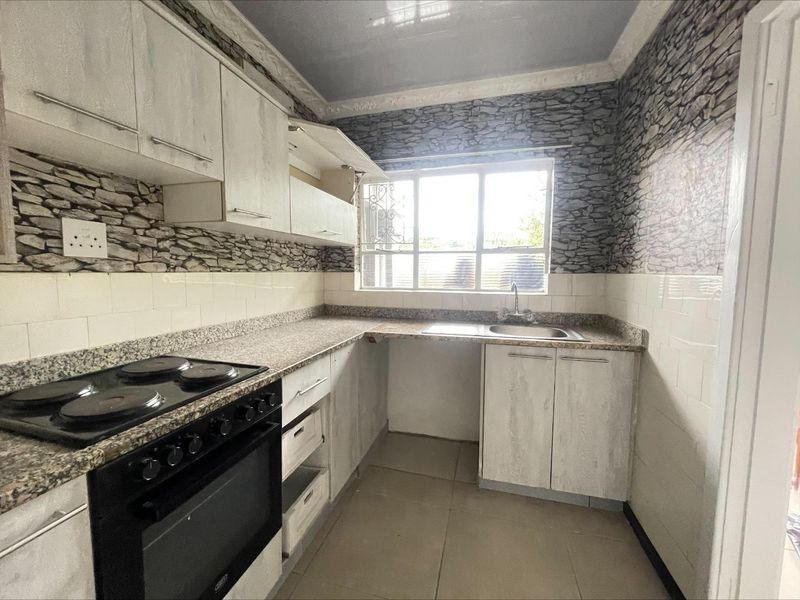 The Property Matchmaker Presents: Your Next Chapter Starts in Glenwood - Photo 4