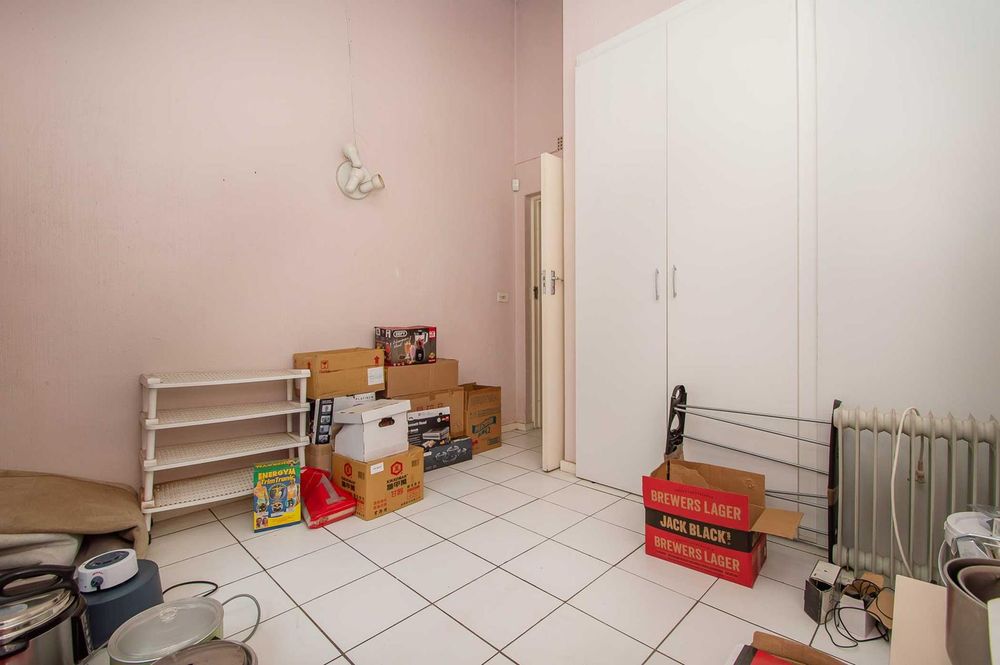 2nd downstairs bedroom