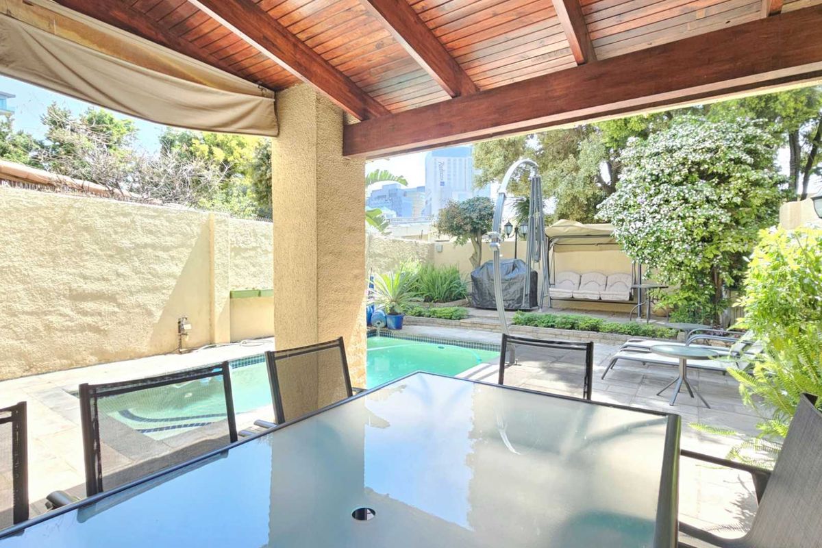 Spacious 3/4 Bedroom Sandton Townhouse Offering The “Best” Future Property Investment - Photo 2