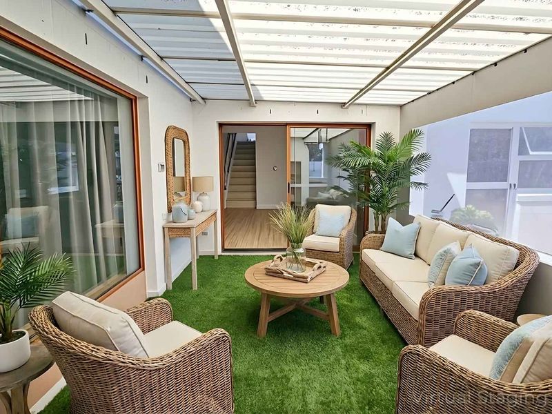 Spacious, family home near the water! - Photo 7