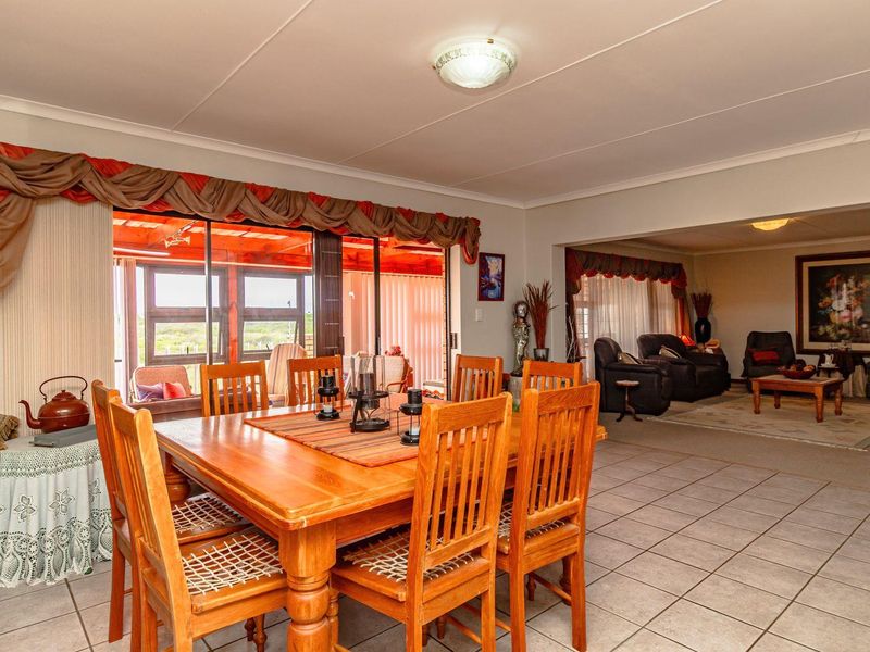 Don't miss out: Ideal townhouse with all the perks - Photo 5