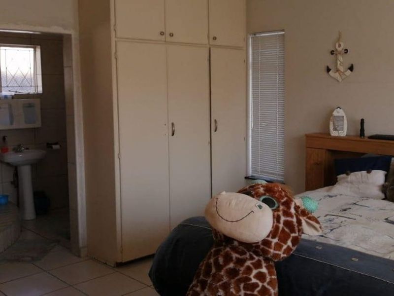 3 bedrooms House in DUNDEE. - Photo 4