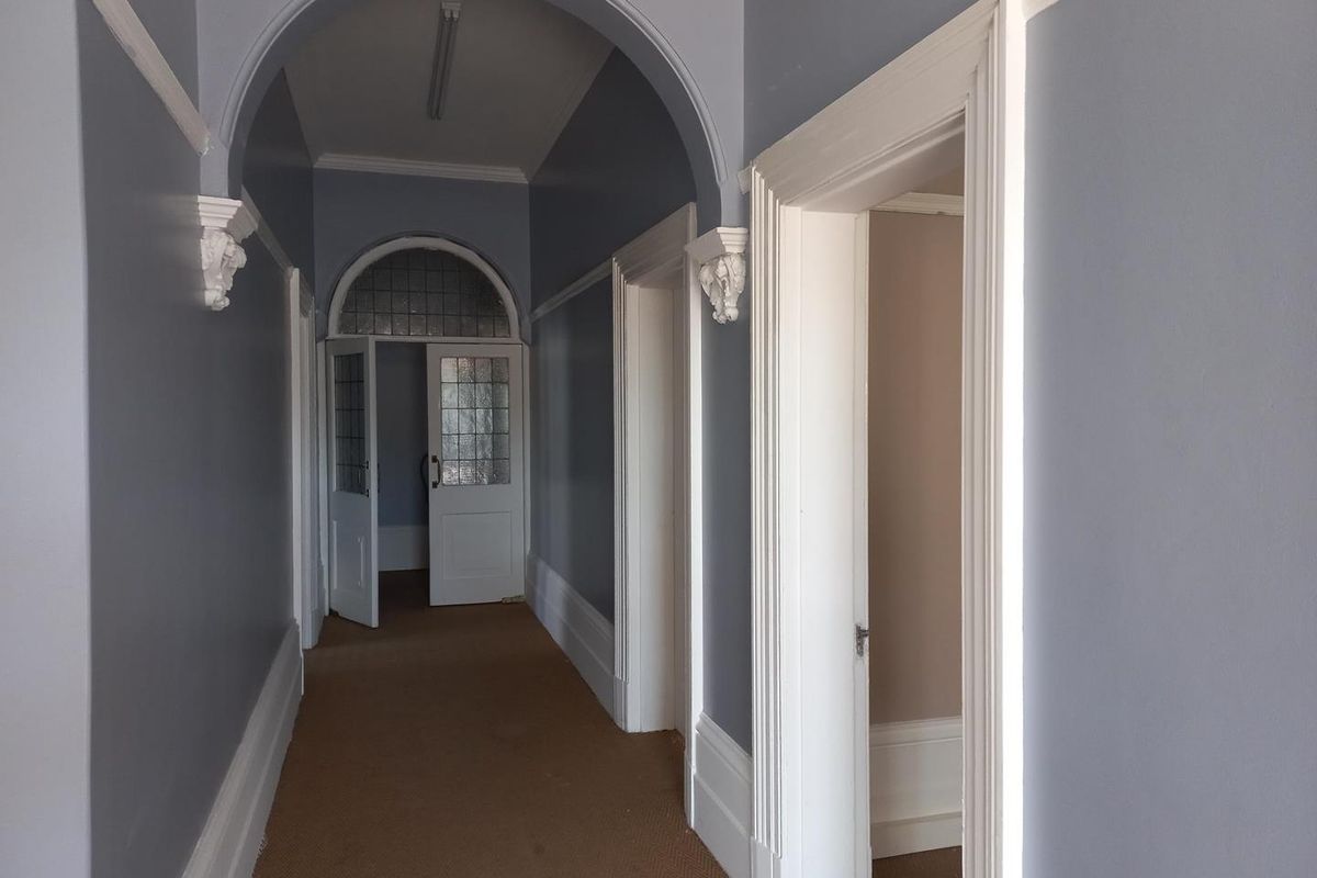 Freestanding corner property, on Cape Road! - Photo 3