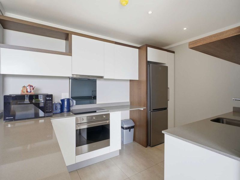 Luxury Living Meets Investment Potential at Masingita Towers - Photo 7