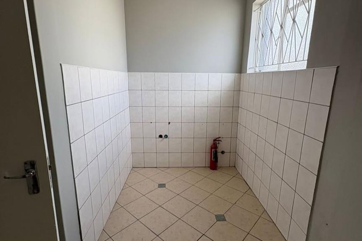 Central- For Sale- N$4 090 000 - Photo 5