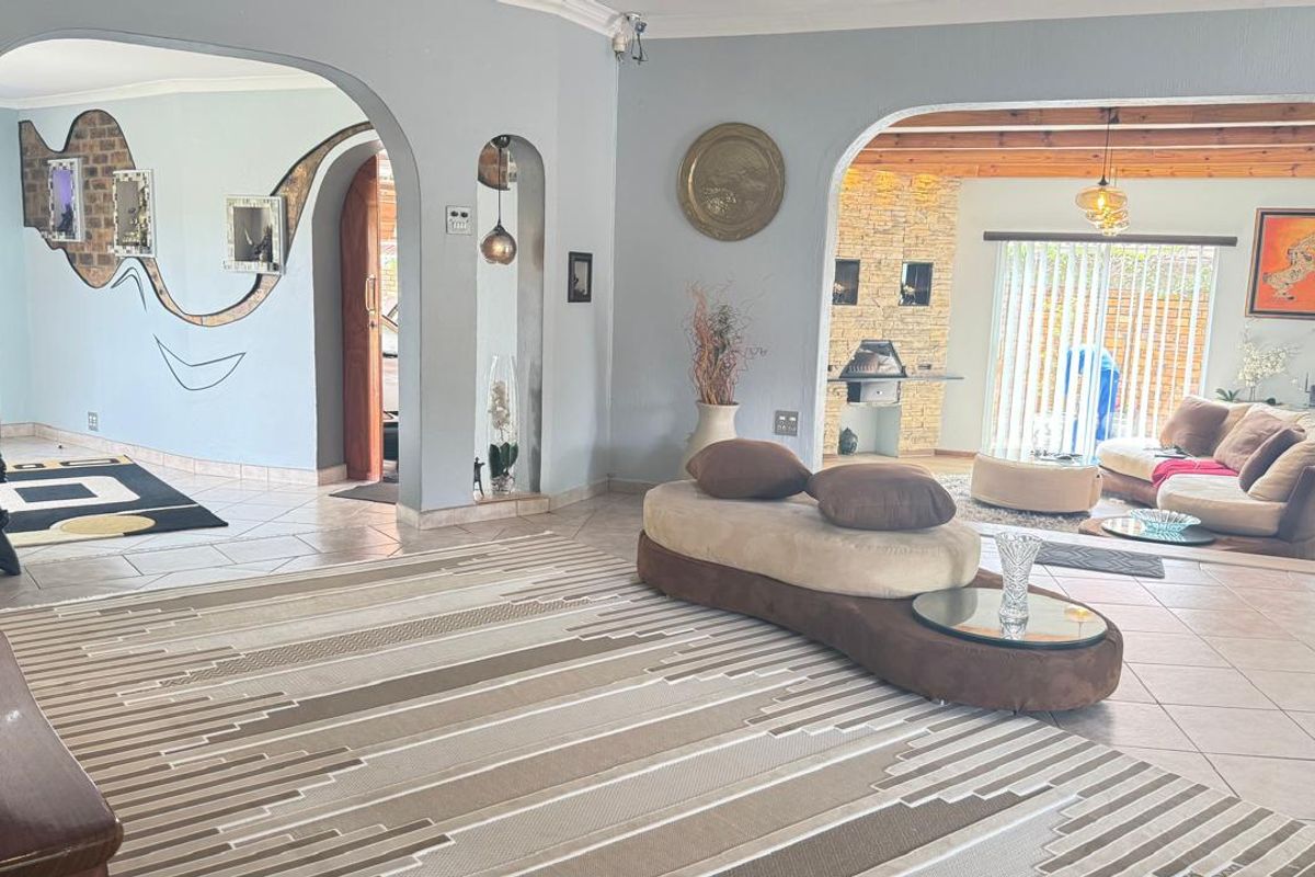 Discover your dream home in the heart of Bloubosrand - Photo 5