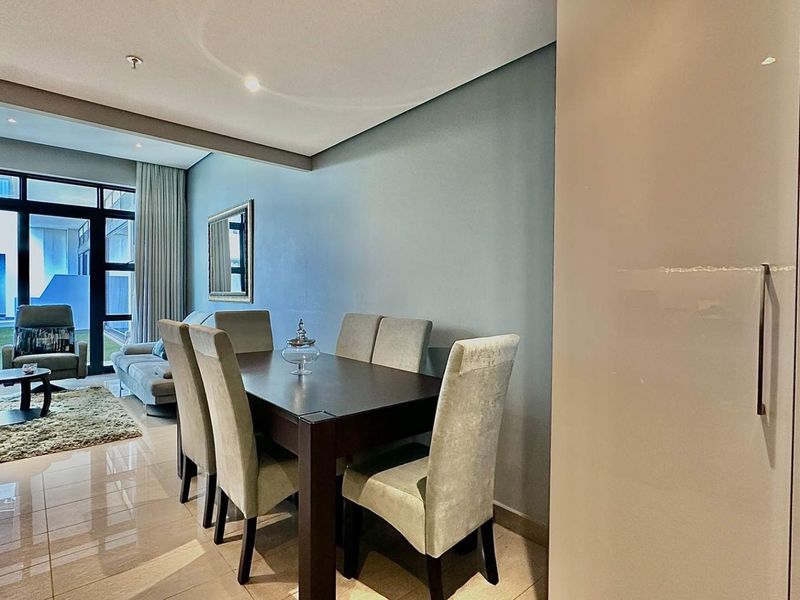 2 BEDROOM | 2 BATHROOM APARTMENT - Photo 6