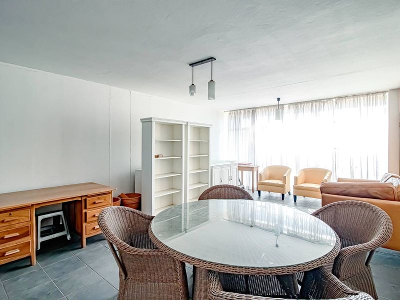 Beautiful Corner Unit - Photo 8